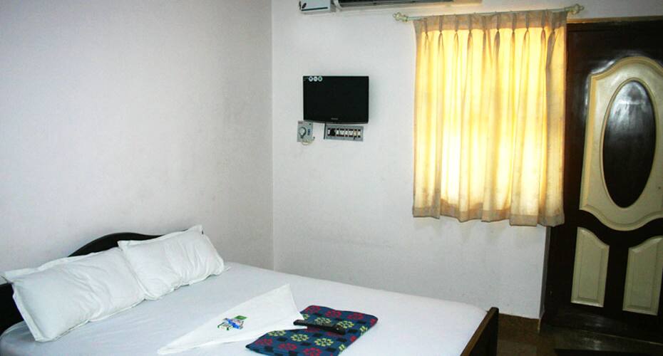 Amirtha Deluxe, Nagapattinam 5